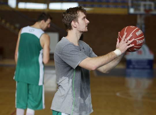 Dragic, entrenándose hace días