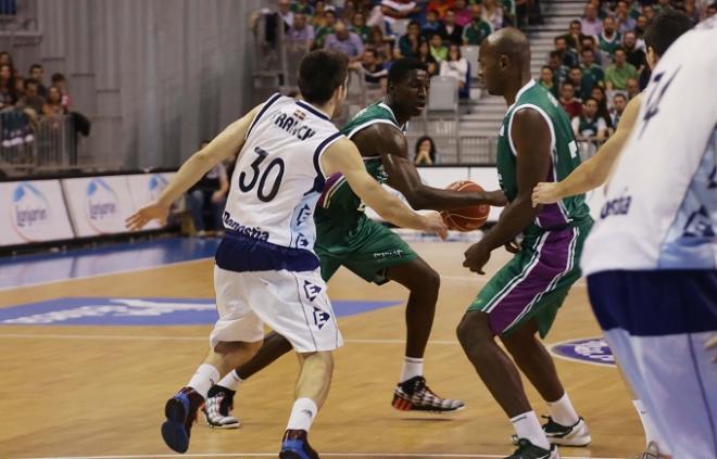 Romaric, en un partido con el Unicaja.