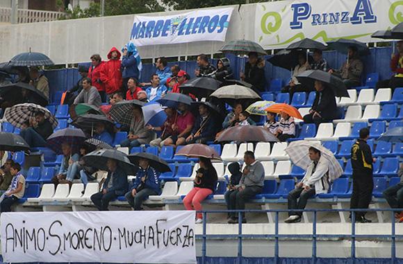 Las gradas del Municipal apoyaron al jugador.