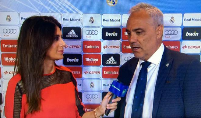 Mario Husillos, en el antepalco del Bernabéu.