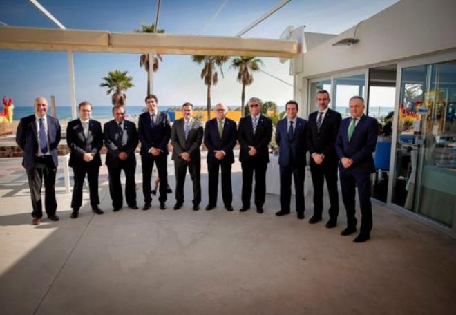 Las directivas de ambos clubes. / Foto: www.malagacf.com