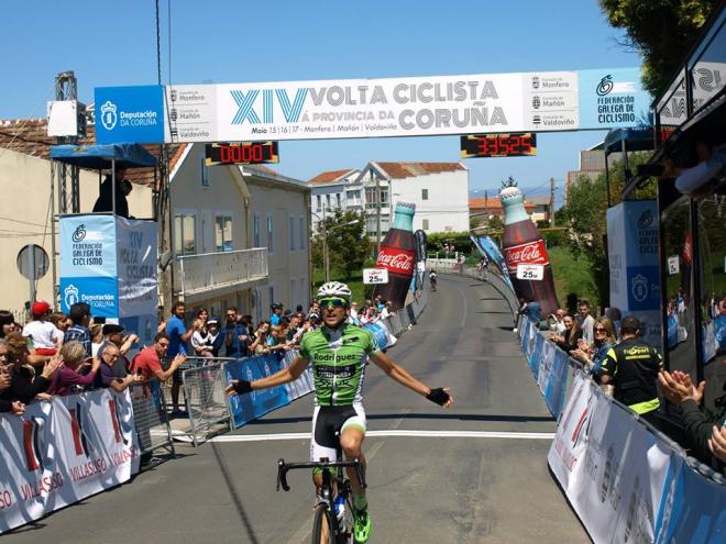 Guerrero ganando la Volta A Coruña.