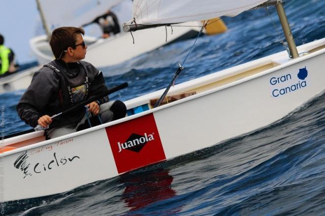 Antonio Villalón, durante una regata.