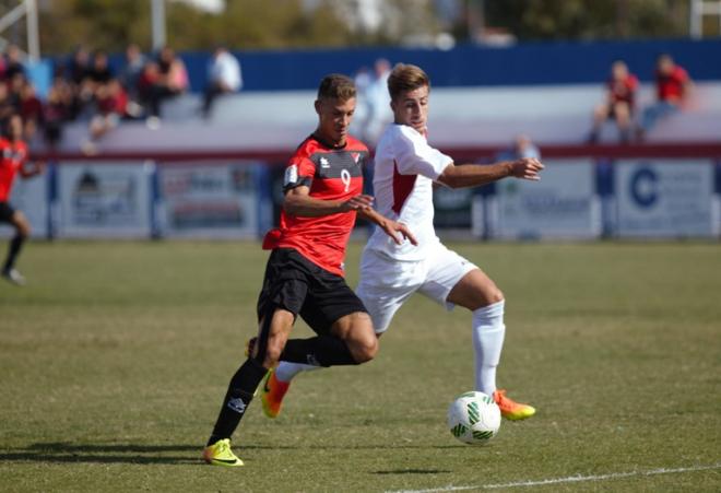 Un lance de un partido del San Pedro.