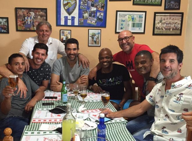 Silva, Luque, Frascati, Sanz, Dely, Torron, Catanha y Contreras.