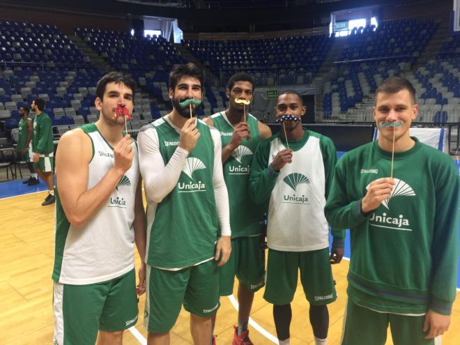 Suárez, Díez, Brooks, Smith y Nedovic, con el bigote.