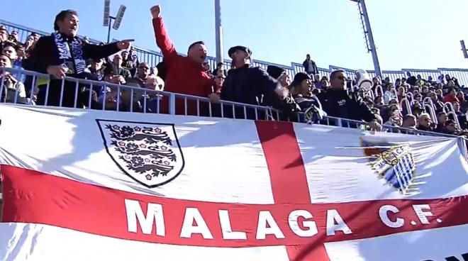 Varios miembros de la peña, durante el Málaga-Atlético.