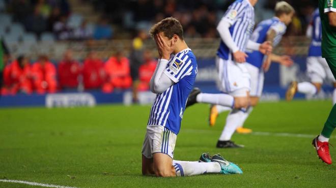 Llorente se lamenta en el Real Sociedad-Las Palmas. (Foto: www.realsociedad.eus).