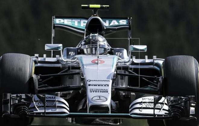 Rosberg volvió a ser más rápido en la calificación.
