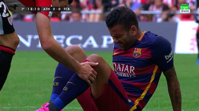 Alves se lesionó ante el Athletic.