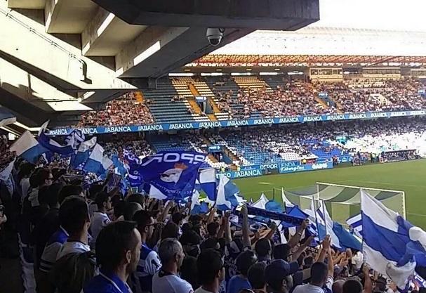 Los Riazor Blues en el choque ante el Espanyol.