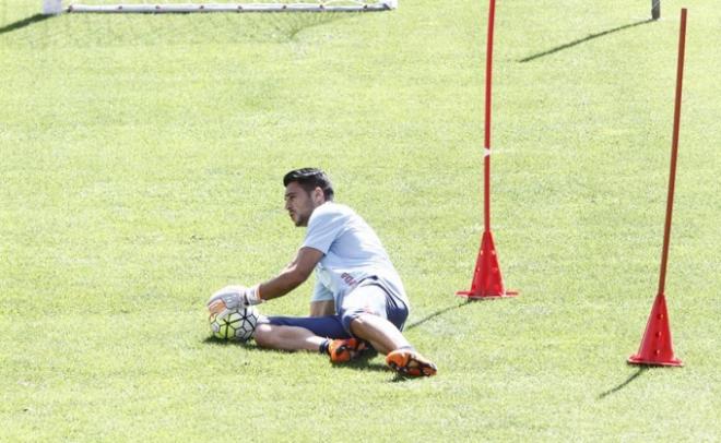 Andrés Fernández no jugará la Copa.