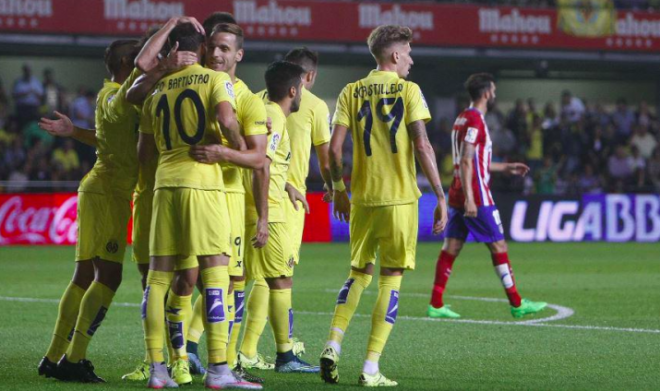 Los jugadores del Villarreal celebran el gol de Baptistao (FOTO: La Liga).