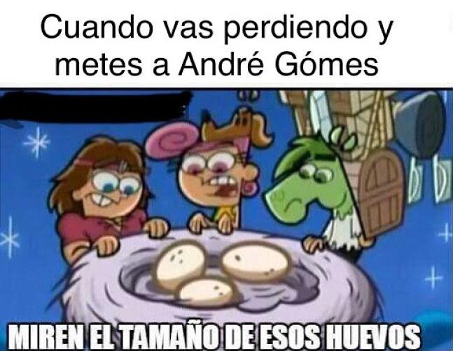 André Gomes, señalado por los memes.