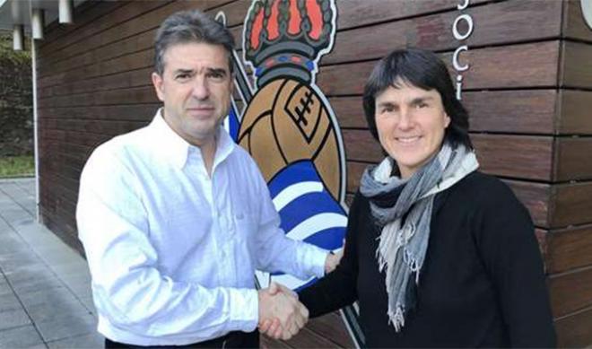 Arconada, junto a la directora deportiva de la Real.