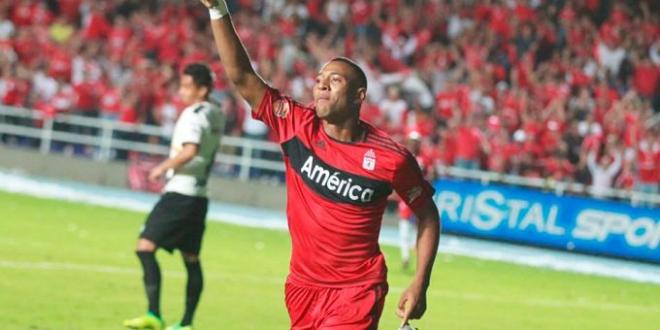 Alejandro Peñaranda, durante un partido con el Cortuluá.