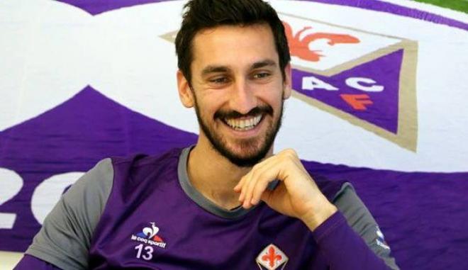 Astori, en una concentración con la Fiorentina.