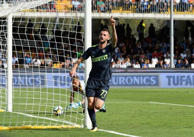 Brozovic en uno de sus goles (Foto: Inter).