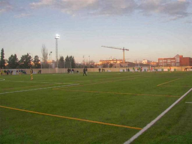 Emilio de los Santos 'El Candel', estadio del Isla Cristina.