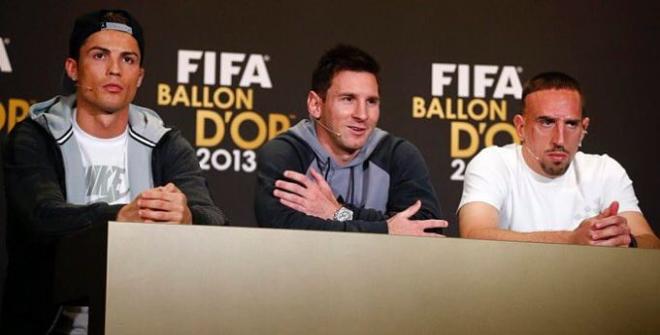 Ribery, junto a Cristiano y Messi en la gala del Balón de Oro.
