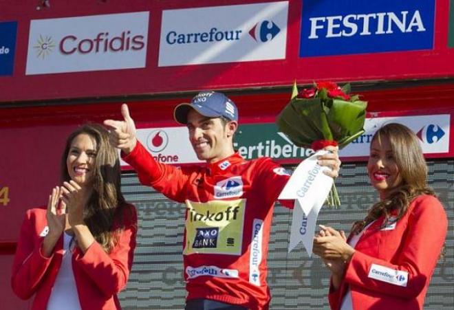 Contador celebrando su liderato.