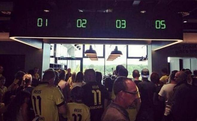 Sin 04 en las taquillas del Borussia.