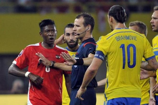 El enfrentamiento entre Ibrahimovic y Alaba.