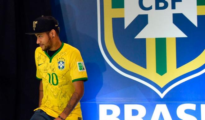 El brasileño ofreció una rueda de prensa.
