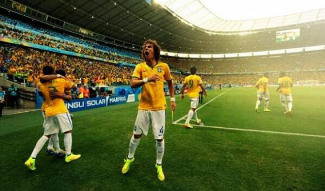 David Luiz marcó el segundo gol de Brasil.