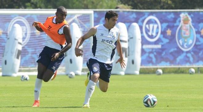 José Ángel, entrenando con el Oporto.