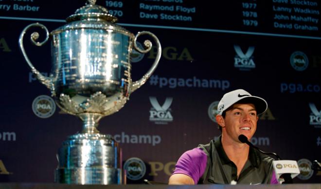 El noririlandés, con su segunda copa del PGA Championship.