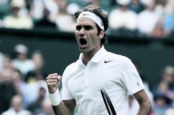 Federer celebra su triunfo ante Wawrinka.