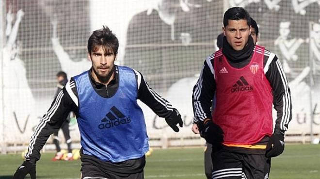 Enzo Pérez y André Gomes durante unos entrenamientos.