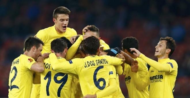 Villarreal celebra el pase en la Europa League.