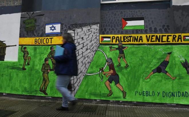 Pintadas contra Israel en Gijón