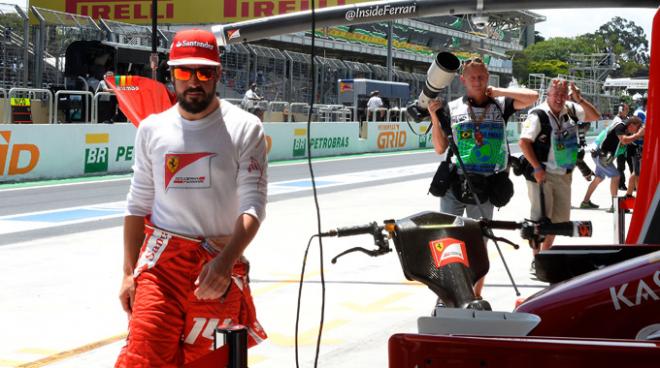 Alonso, en el circuito Yas Marina de Abu Dhabi