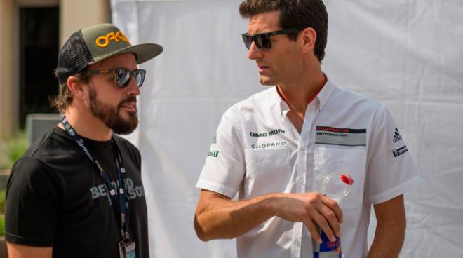 Fernando Alonso, con Mark Webber