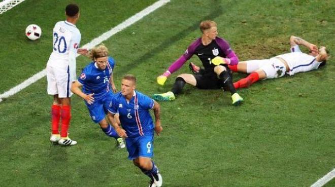 Islandia celebra el 1-1.