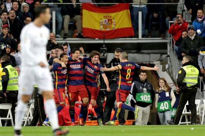 Los jugadores del Barça celebran un gol