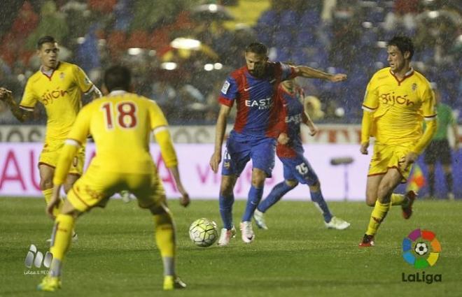 Morales, durante el partido