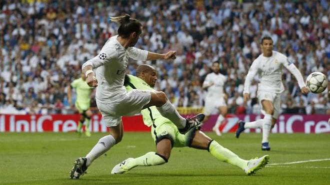 Bale, en el disparo del gol madridista ante el City.