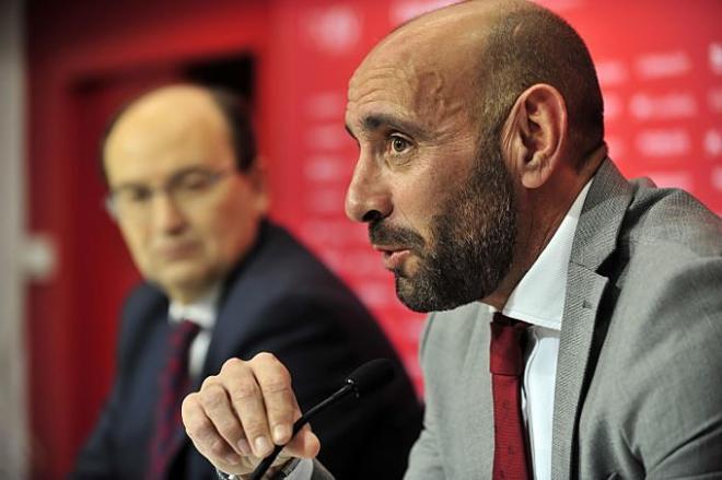 Monchi, durante una rueda de prensa con el Sevilla.