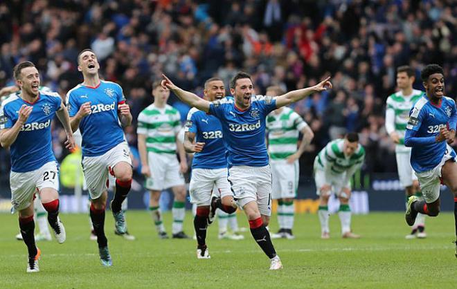 Los jugadores del Rangers celebran su victoria en la tanda de penaltis.