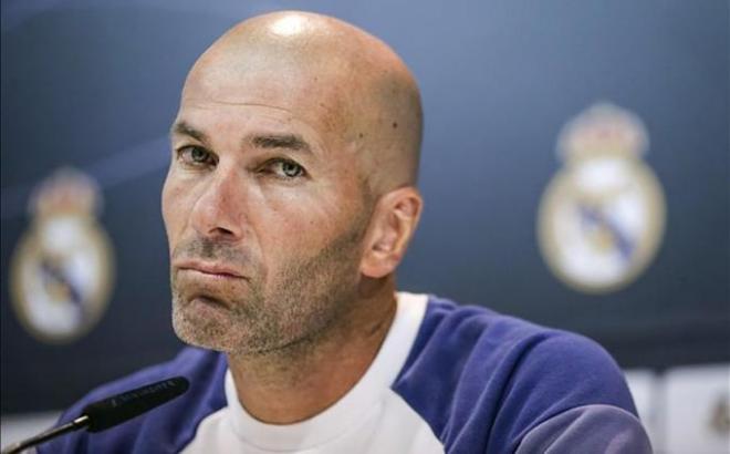 Zidane, durante una rueda de prensa con el Real Madrid.