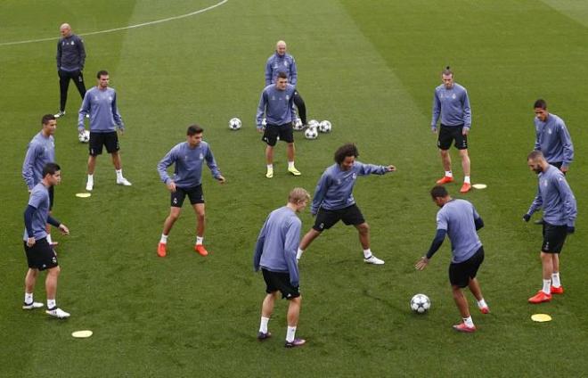 Entrenamiento del Real Madrid previo al partido de Champions.