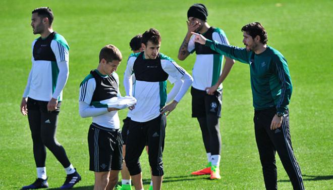 Varias novedades en el entrenamiento de la plantilla verdiblanca.