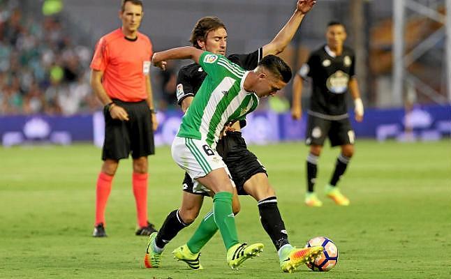 Felipe Gutiérrez, en un partido con el Betis esta temporada.