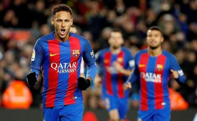 Neymar celebra un gol en esta temporada.