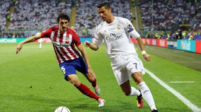 Cristiano y Savic, durante la última final de Champions en San Siro.