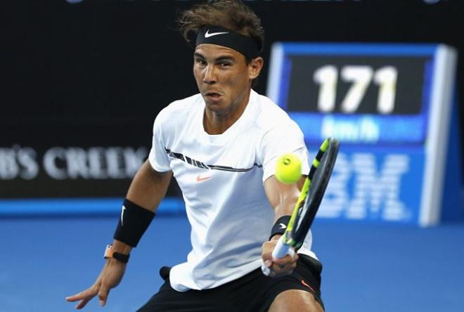 Rafa Nadal, durante un momento de su partido ante Raonic.